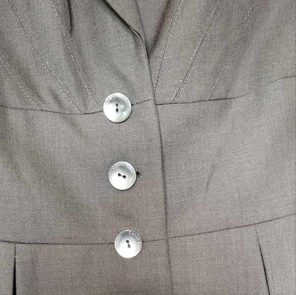 Calvin Klien Gray Blazer Skirt set size 2 - Picture 3 of 11